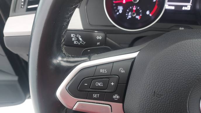 VOLKSWAGEN PASSAT 1.6 TDI 120