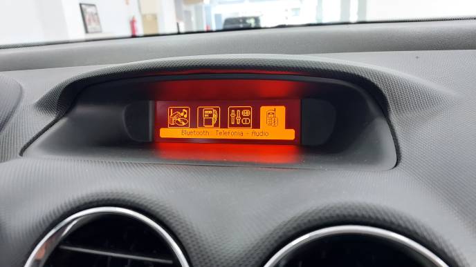 PEUGEOT 308 1.6 HDI