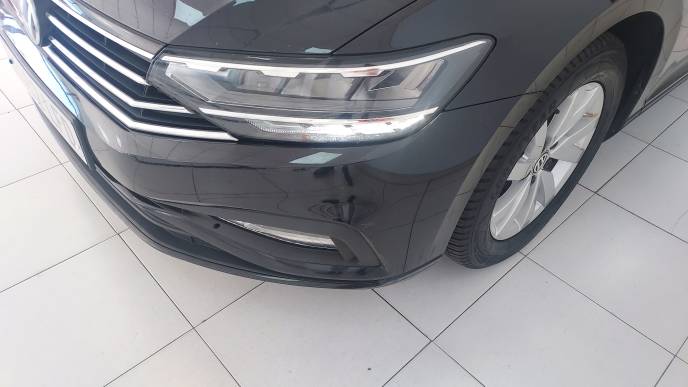 VOLKSWAGEN PASSAT 1.6 TDI 120