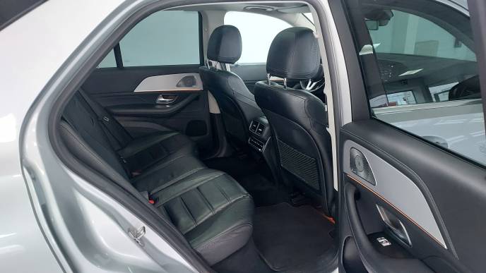 MERCEDES-BENZ GLE 300d 4MATIC