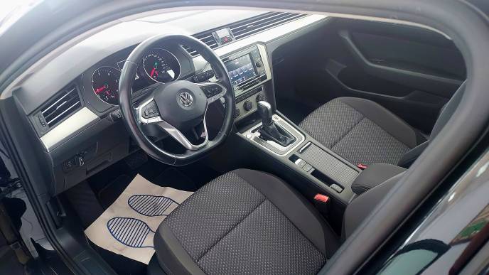 VOLKSWAGEN PASSAT 1.6 TDI 120