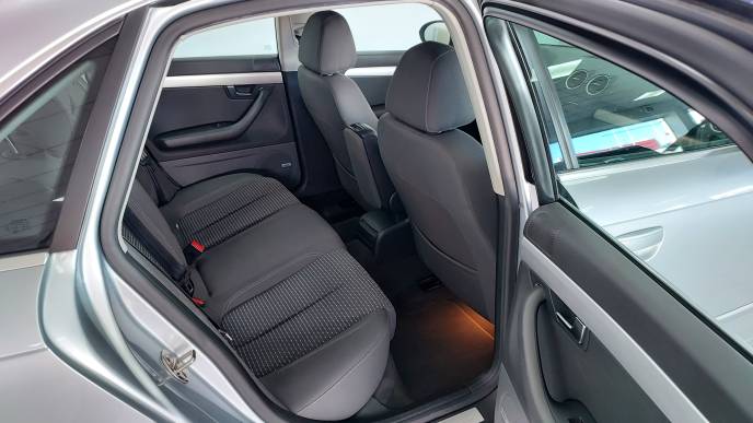 SEAT EXEO 2.0 TDI SPORT