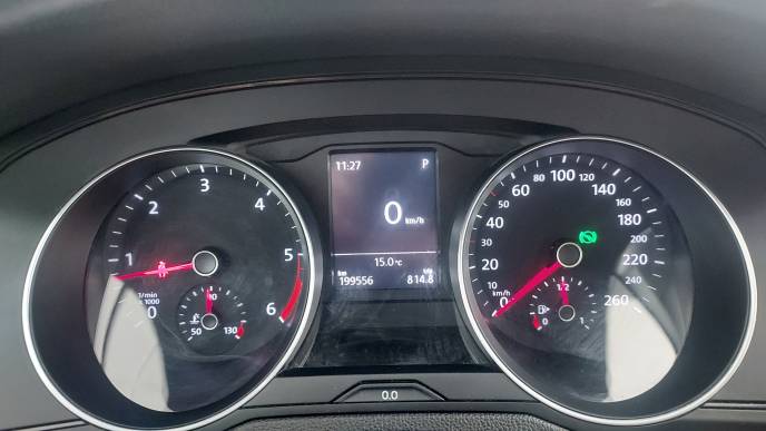 VOLKSWAGEN PASSAT 1.6 TDI 120