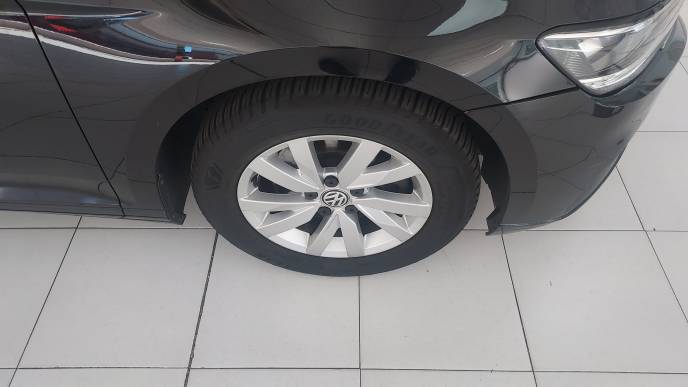 VOLKSWAGEN PASSAT 1.6 TDI 120