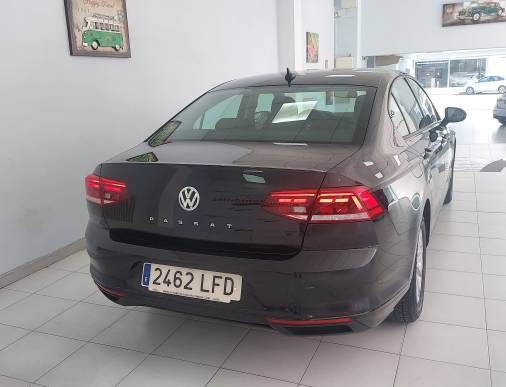 VOLKSWAGEN PASSAT 1.6 TDI 120