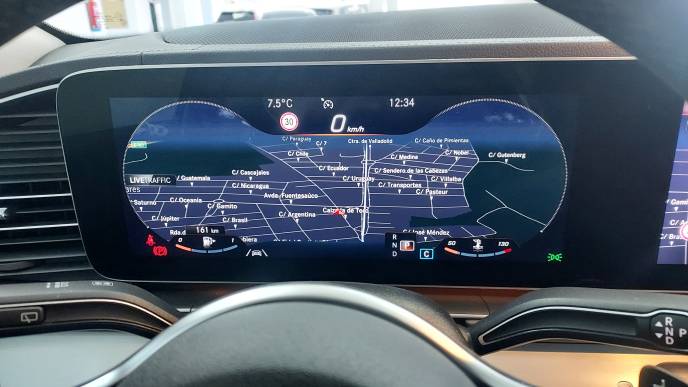 MERCEDES-BENZ GLE 300d 4MATIC