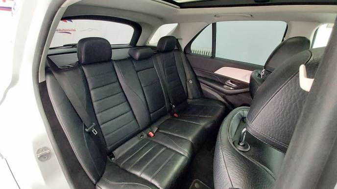 MERCEDES-BENZ GLE 300d 4MATIC