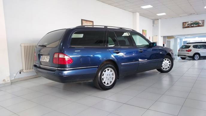 MERCEDES-BENZ E 290 TD ESTATE