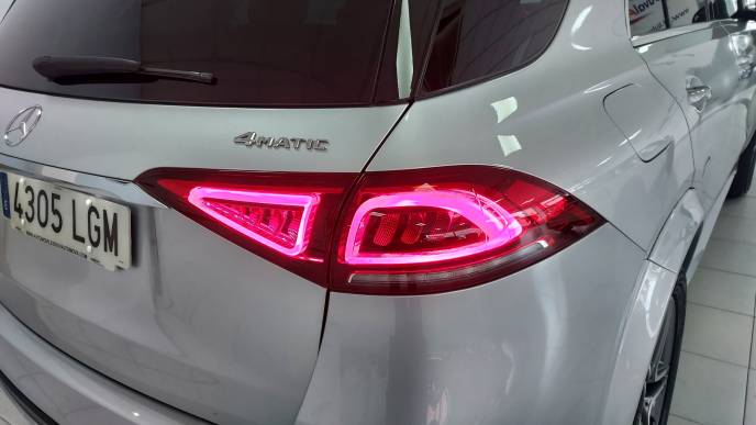 MERCEDES-BENZ GLE 300d 4MATIC