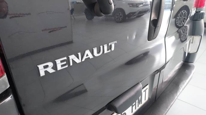 RENAULT TRAFIC 2.0 DCI 115