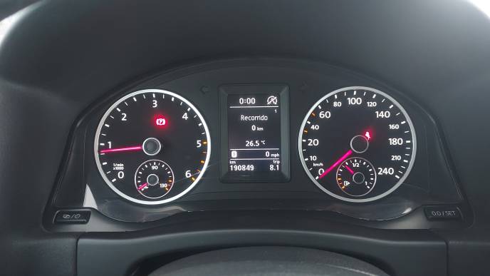 VOLKSWAGEN TIGUAN 2.0 TDI 110