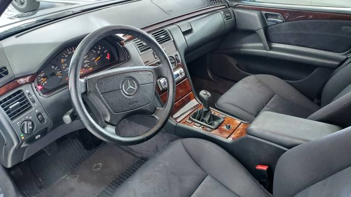 MERCEDES-BENZ E 290 TD ESTATE