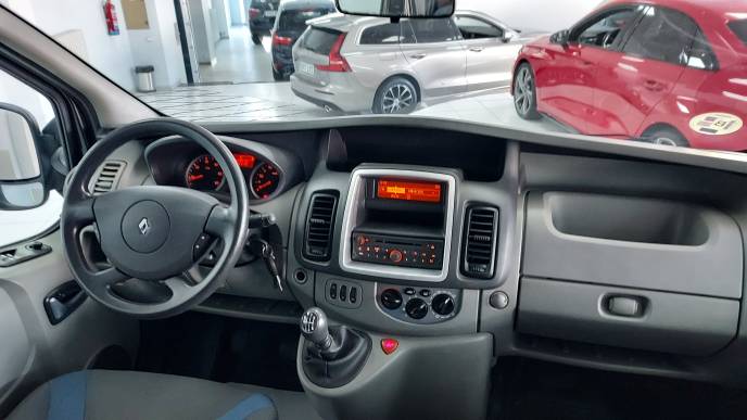 RENAULT TRAFIC 2.0 DCI 115