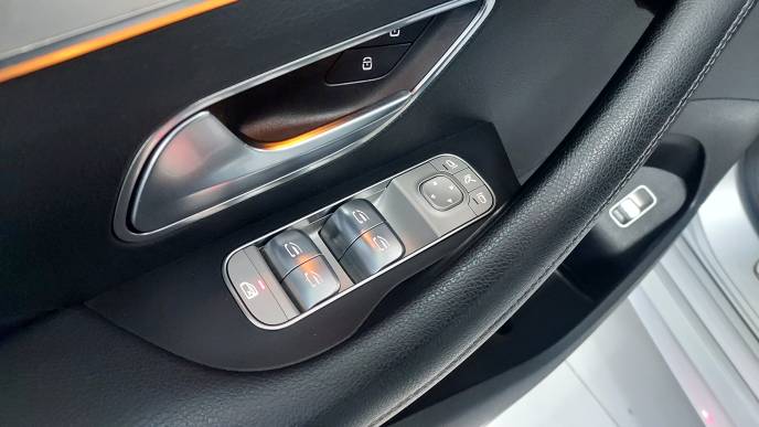 MERCEDES-BENZ GLE 300d 4MATIC