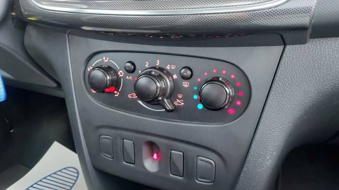 DACIA SANDERO 1.0 STEPWAY