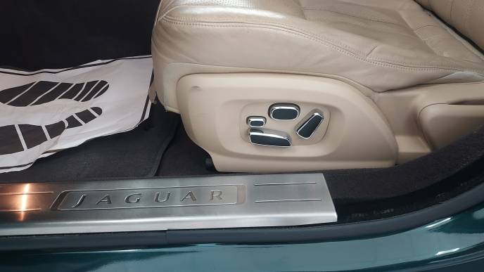 JAGUAR XJ 30 V6D