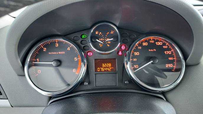 PEUGEOT 207 HDI 90