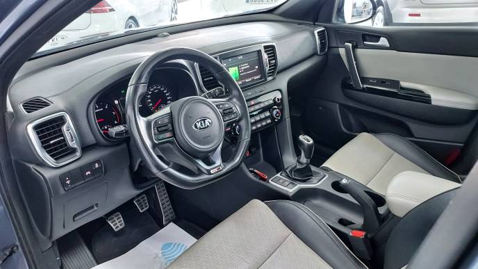 KIA SPORTAGE 2.0 CRDI
