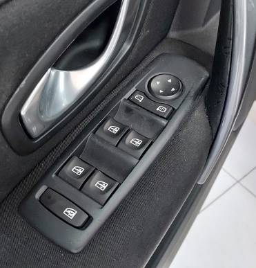 RENAULT LAGUNA 2.0DCI 130