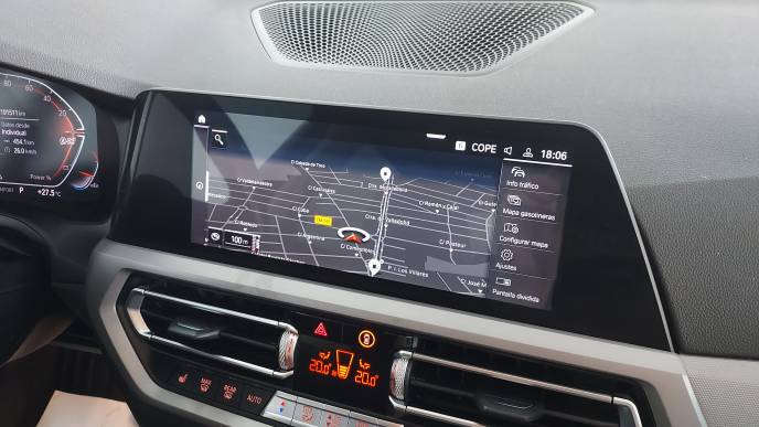 BMW 320iA XDRIVE