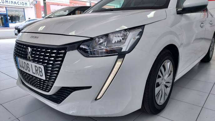 PEUGEOT 208 BLUEHDI 100