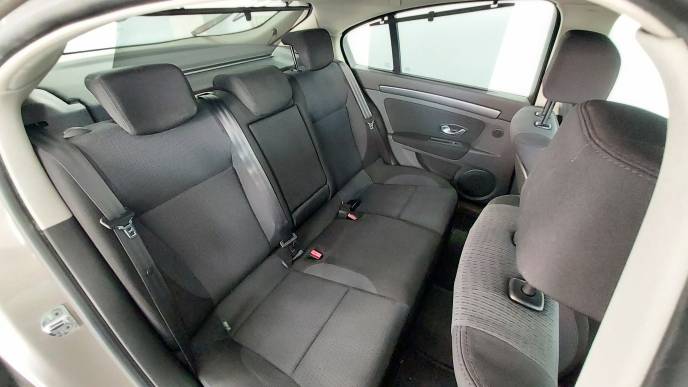 RENAULT LAGUNA 2.0DCI 130