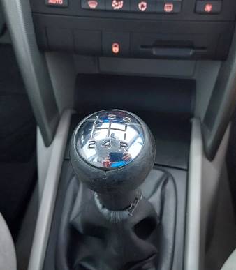 PEUGEOT 207 HDI 90