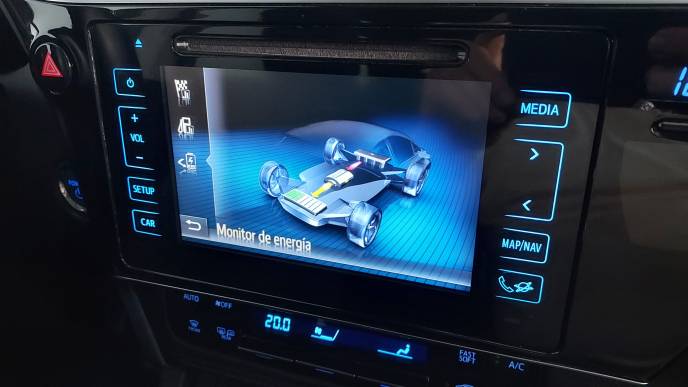 TOYOTA AURIS TOURING SPORTS
