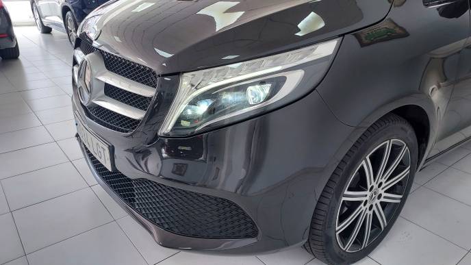 MERCEDES-BENZ V 250d