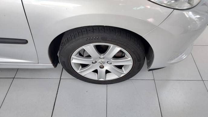 PEUGEOT 207 HDI 90