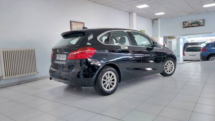BMW 216d active tourer