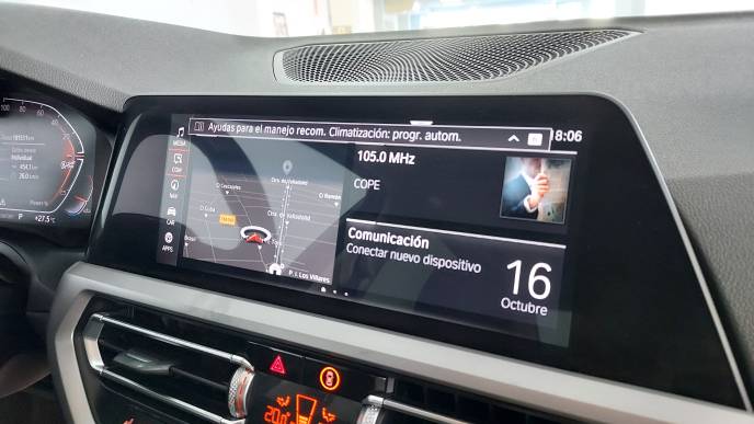 BMW 320iA XDRIVE