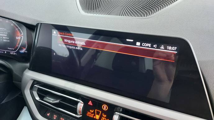 BMW 320iA XDRIVE