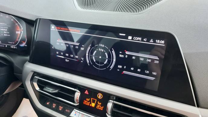 BMW 320iA XDRIVE