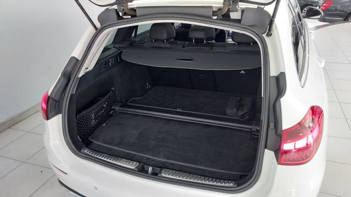 MERCEDES-BENZ C220d ESTATE