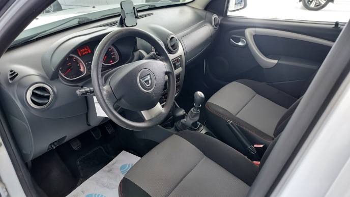 DACIA DUSTER 1.5 DCI 110