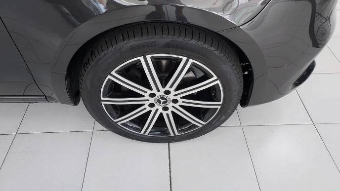 MERCEDES-BENZ V 250d