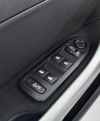 PEUGEOT 308 SW HDI 92