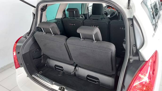 PEUGEOT 308 SW HDI 92