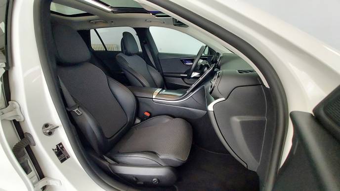 MERCEDES-BENZ C220d ESTATE