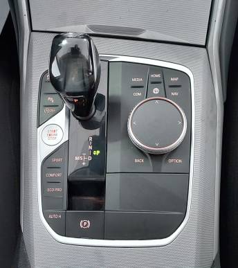 BMW 320iA XDRIVE