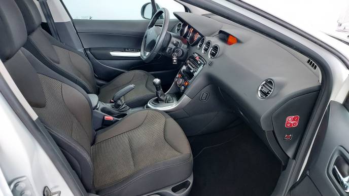 PEUGEOT 308 SW HDI 92