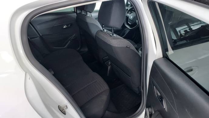 PEUGEOT 208 BLUEHDI 100