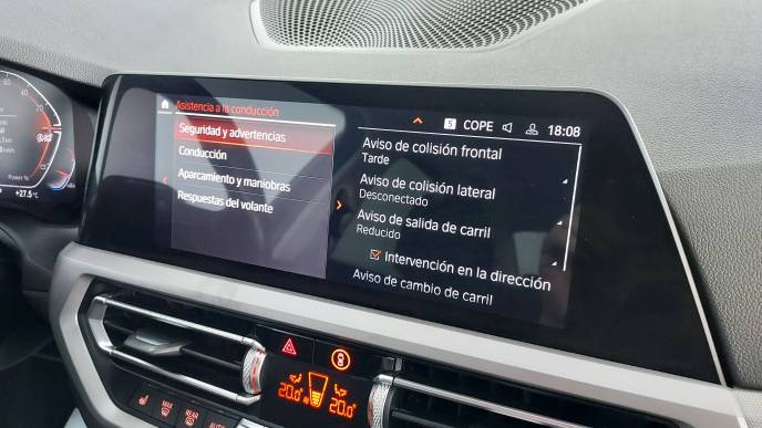 BMW 320iA XDRIVE